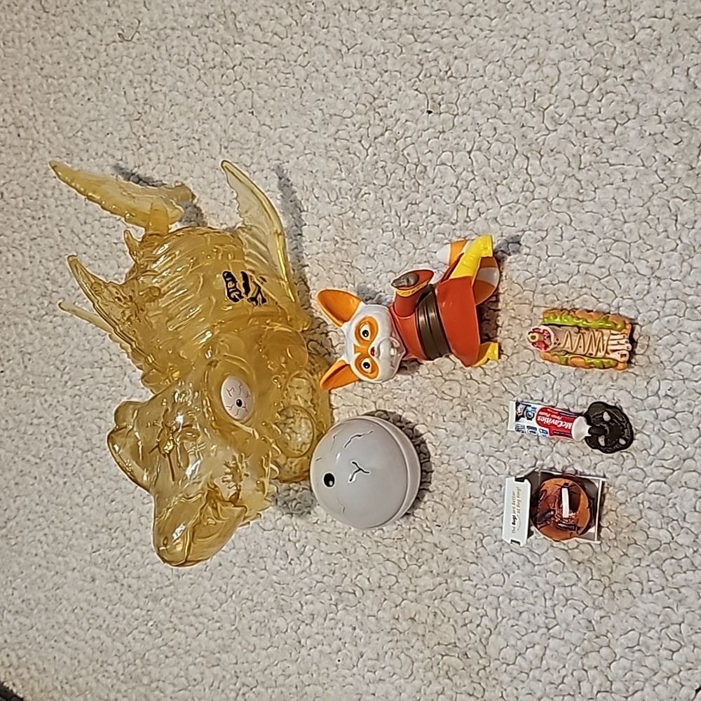 5 Surprises Mega Gross Minis and other toys bundle